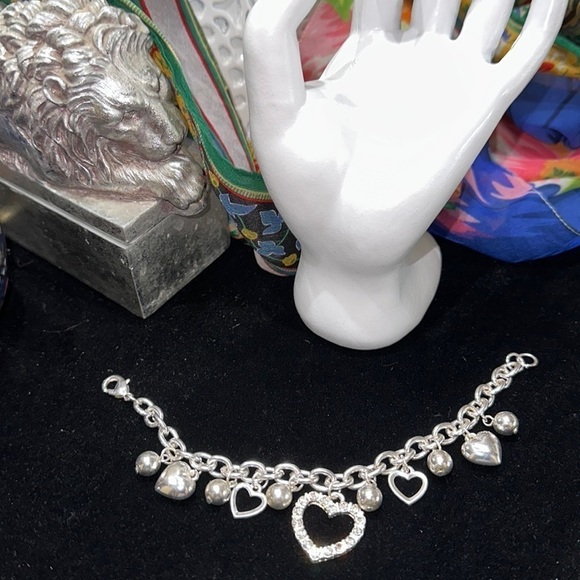 BRACELET Silver Heart Charms Australian Crystals in Open Heart Lobster Clasp - Picture 5 of 6